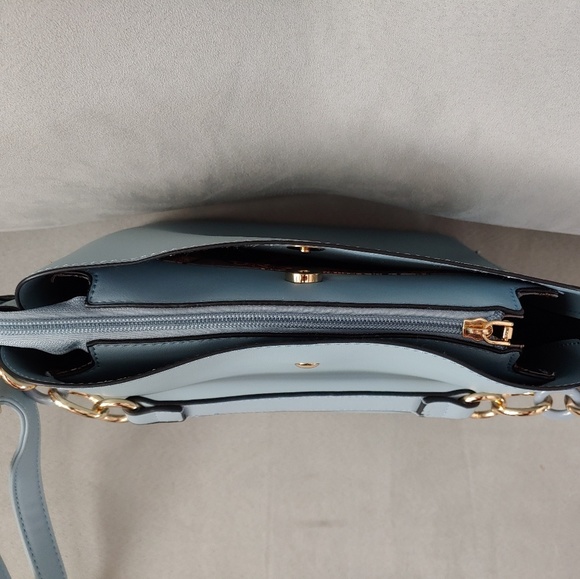 NWT Baby Blue Shoulder Bag - Picture 5 of 7